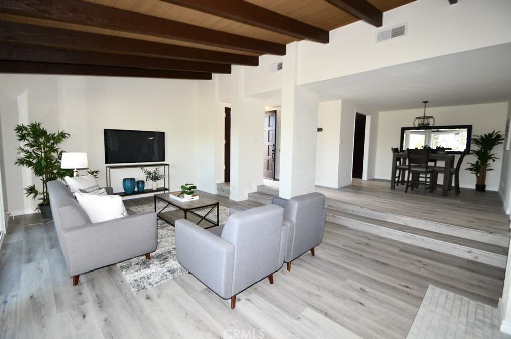 35 Sycamore Ln, Palos Verdes Estates, CA 90274