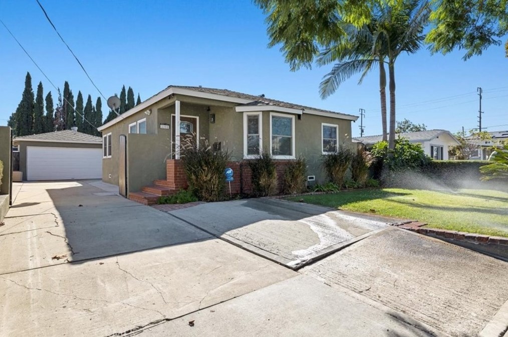 2352 246th St, Lomita, CA 90717