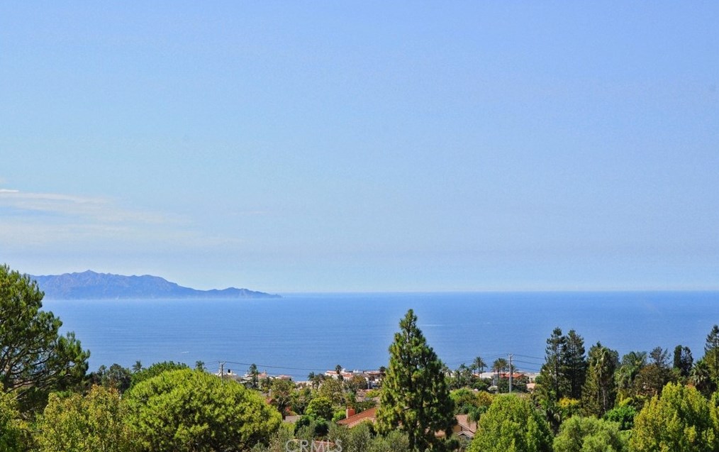 29511 Oceanport Rd, Palos Verdes Estates, CA 90275