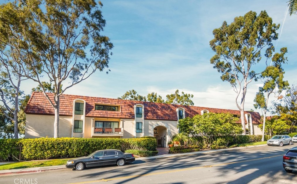 2525 Via Campesina #204, Palos Verdes Estates, CA 90274