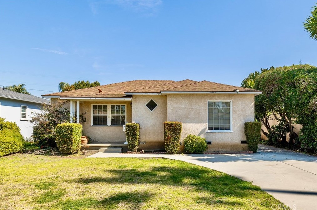 4220 Kenyon Ave, Los Angeles, CA 90066-6125