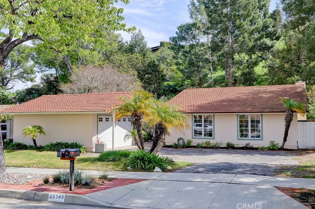 26348 Dunwood Rd, Palos Verdes Estates, CA 90274