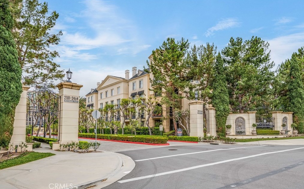 2346 Watermarke Pl, Irvine, CA 92612