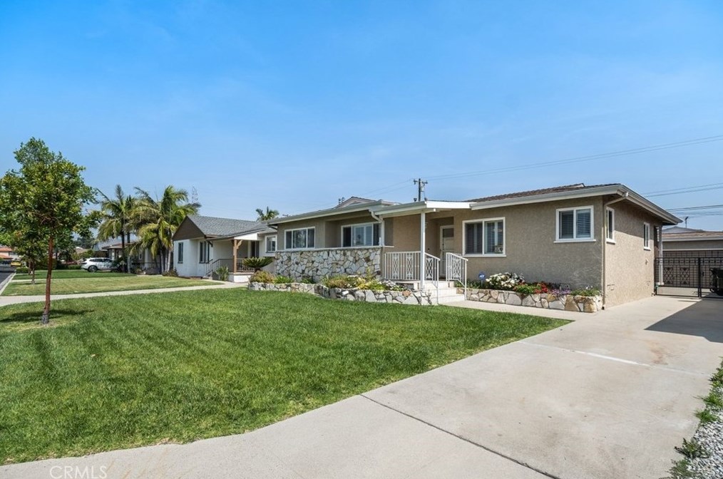 7611 Glencliff Dr, Downey, CA 90240