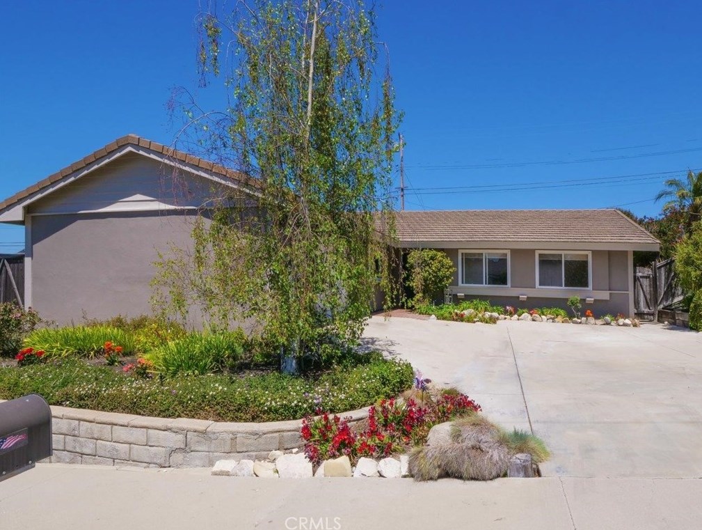 6937 Lofty Grove Dr, Rancho Palos Verdes, CA 90275