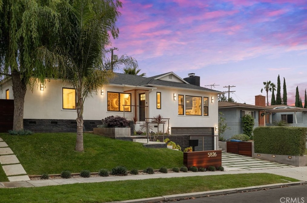 5826 Abernathy Dr, Los Angeles, CA 90045-1620