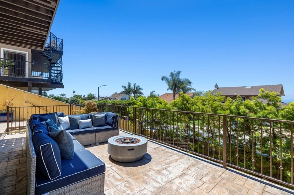 30816 Rue De La Pierre, Palos Verdes Estates, CA 90275