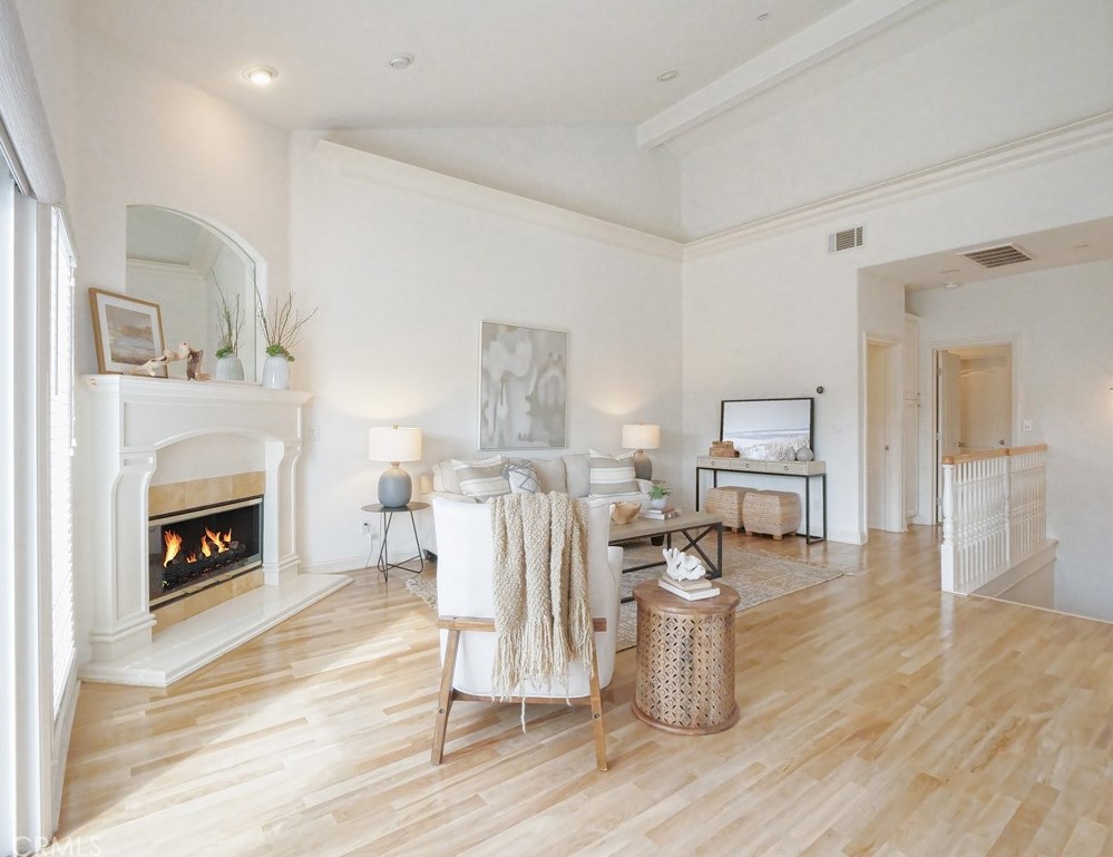 234 S Guadalupe Ave #d, Redondo Beach, CA 90277