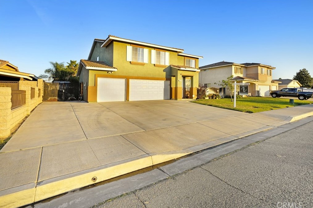 16272 Emma Ln, Moreno Valley, CA 92551-7280