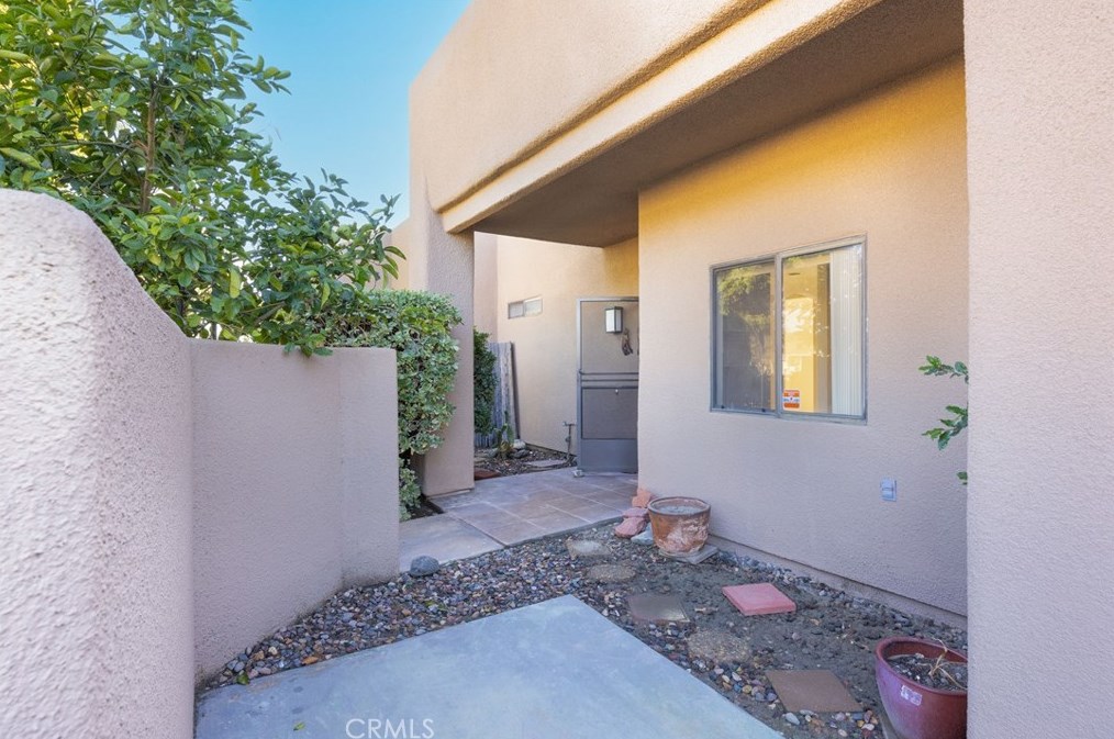 28977 Desert Princess Dr, Cathedral City, CA 92234-3526
