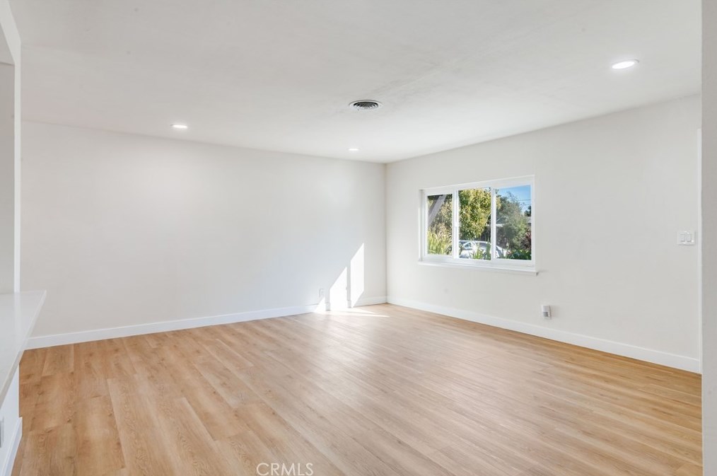 14111 Pleasant St, Garden Grove, CA 92843