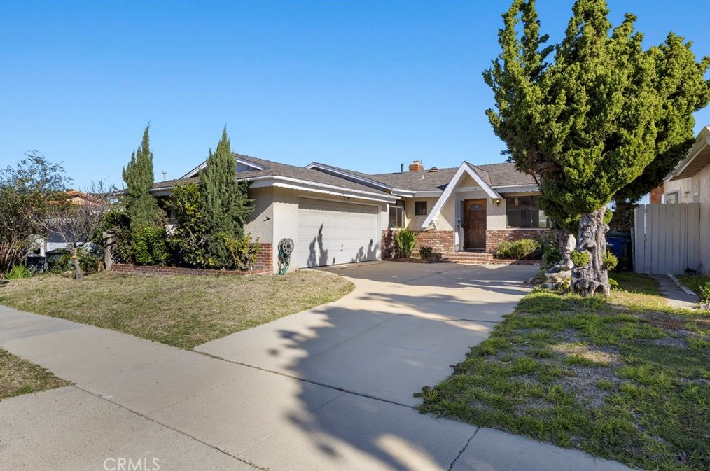 28724 Gunter Rd, Palos Verdes Estates, CA 90275