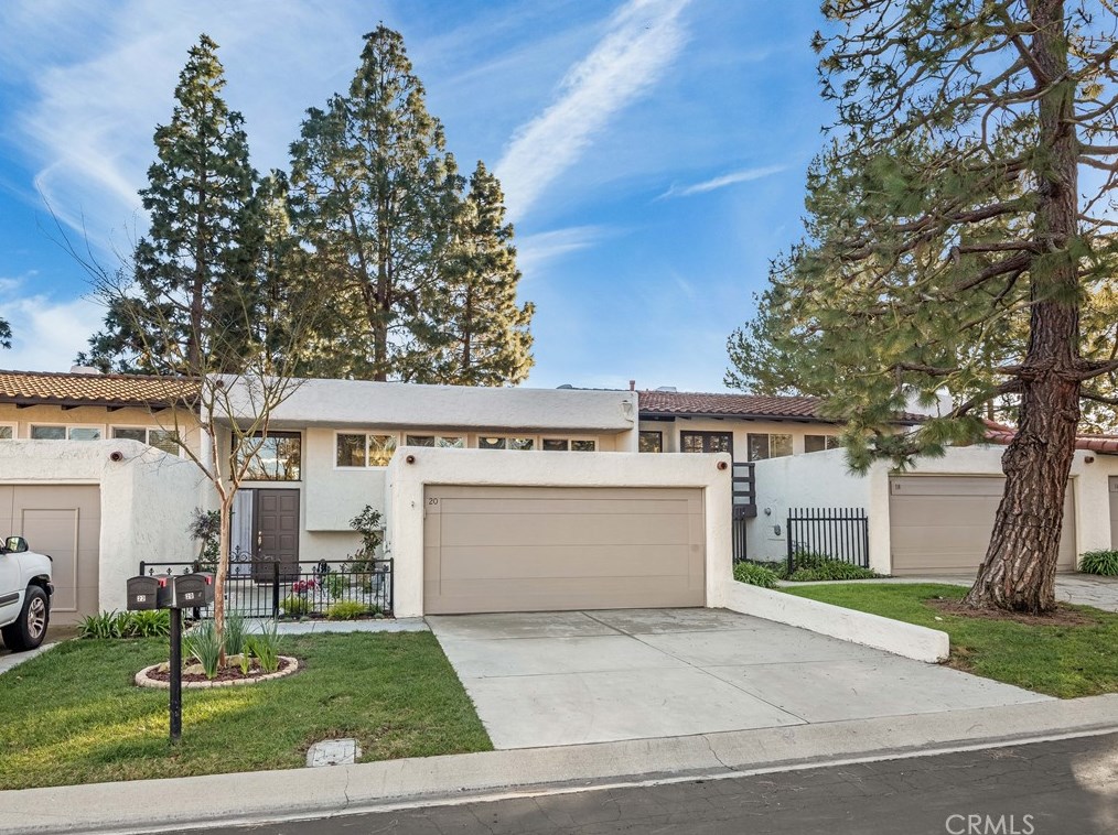 20 Aspen Way, Palos Verdes Estates, CA 90274-3408
