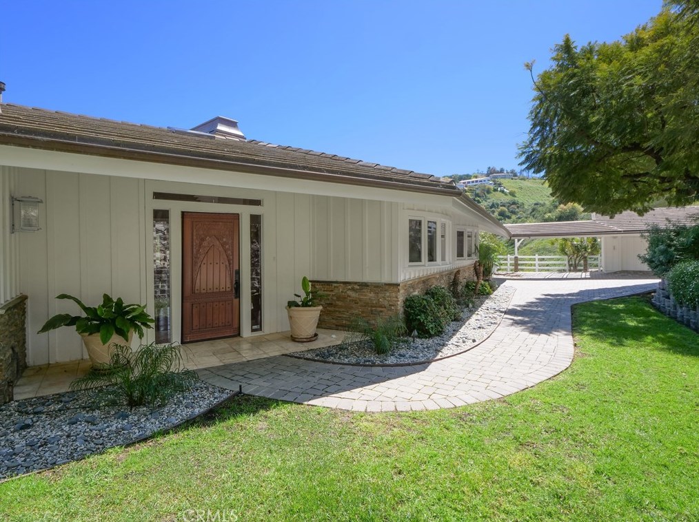 46 Eastfield Dr, Palos Verdes Estates, CA 90274-5262