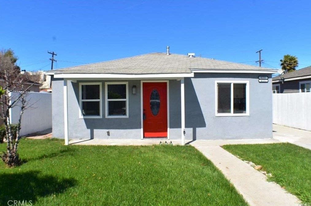 4153 164th St, Lawndale, CA 90260-3020
