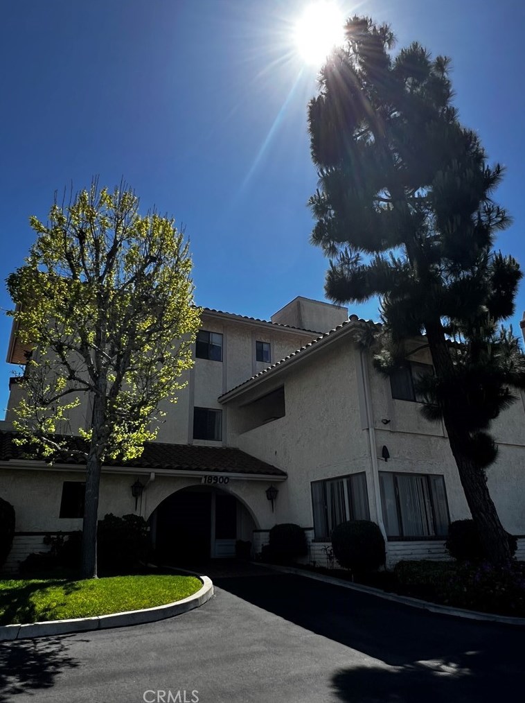 18900 Delaware St #221, Huntington Beach, CA 92648