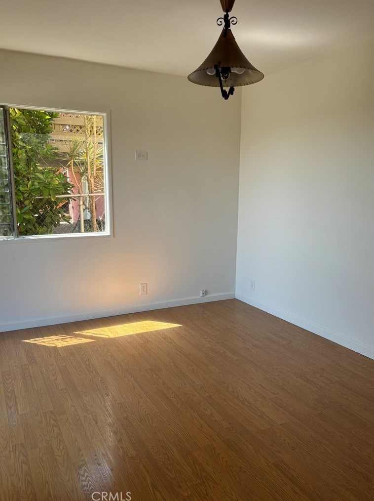 597 Crane Blvd, Los Angeles CA  90065-5019 exterior