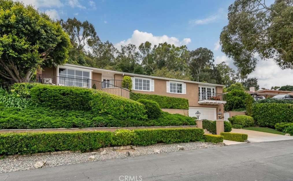 2712 Via Elevado, Palos Verdes Estates, CA 90274-1436