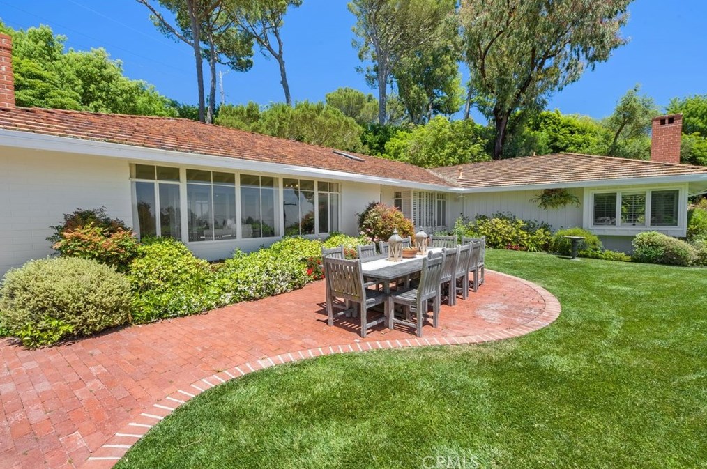 8 Quail Ridge Rd, Palos Verdes Estates, CA 90274