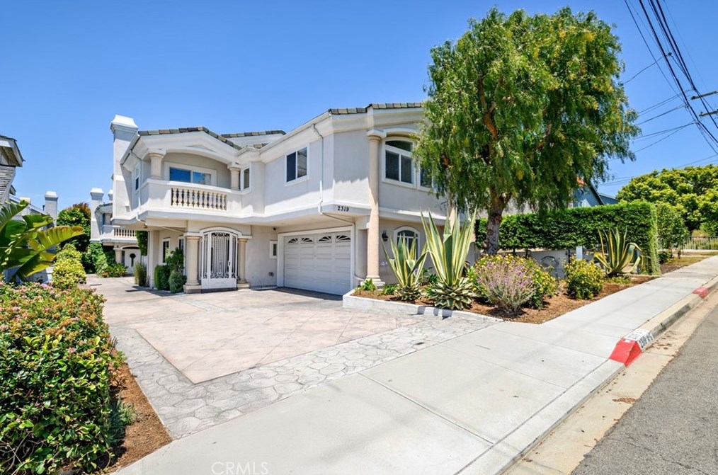 2319 Pullman Ln, Redondo Beach, CA 90278-5133