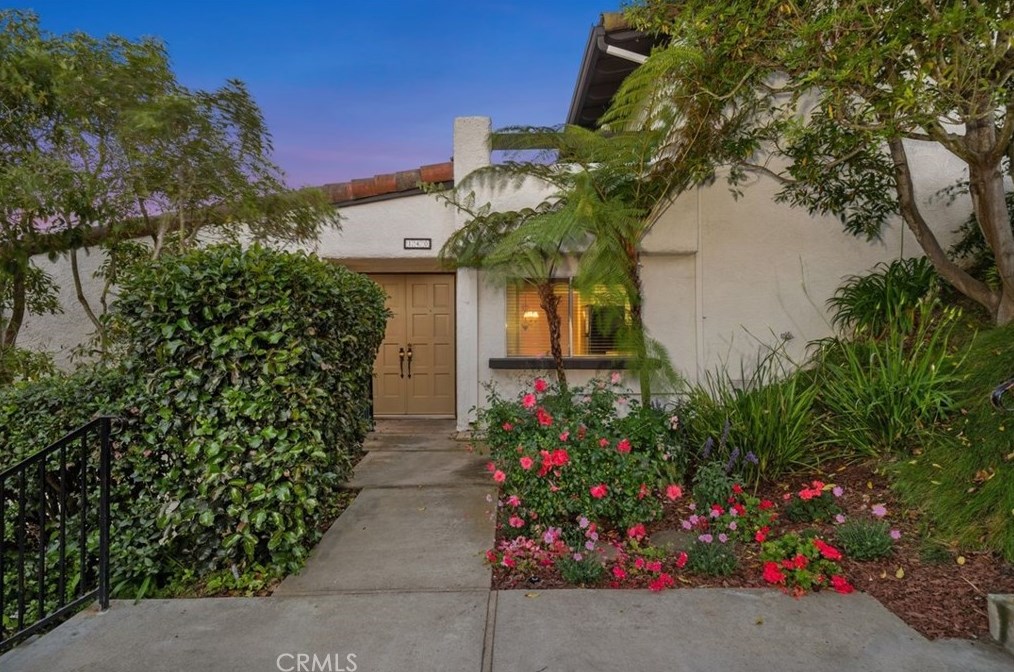 140 Aspen Way, Palos Verdes Estates, CA 90274