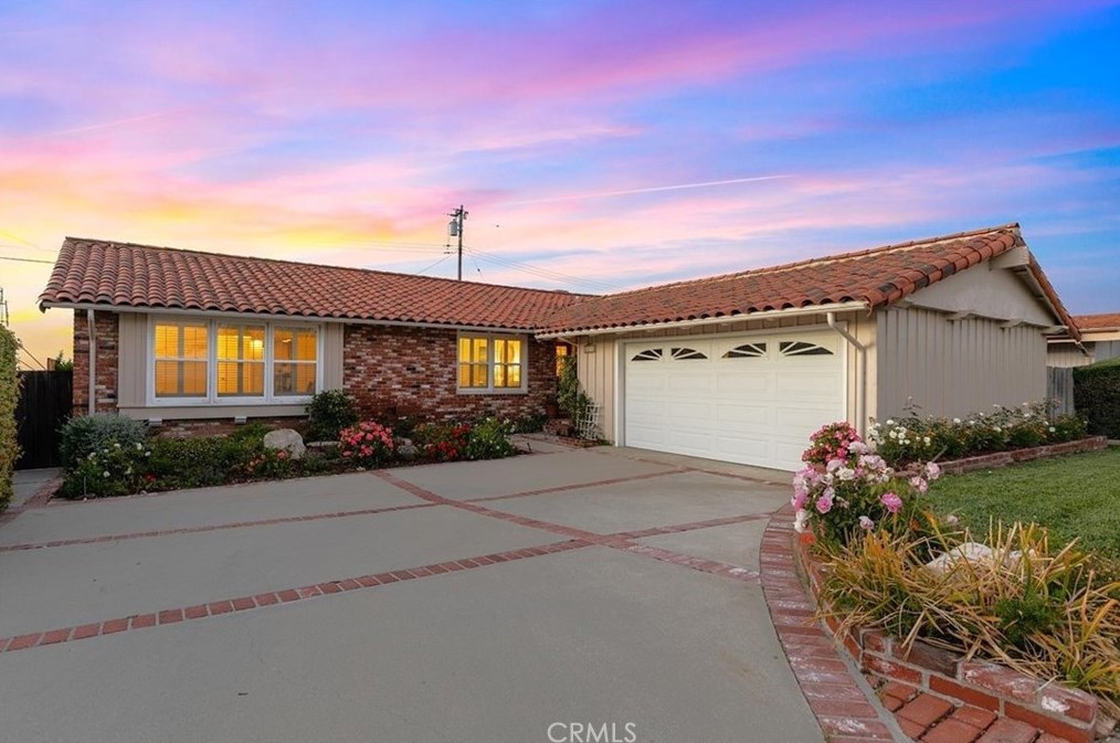 26119 Barkstone Dr, Palos Verdes Estates, CA 90275