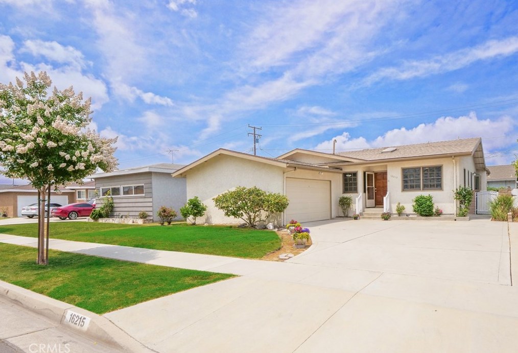 16215 Spinning Ave, Torrance, CA 90504