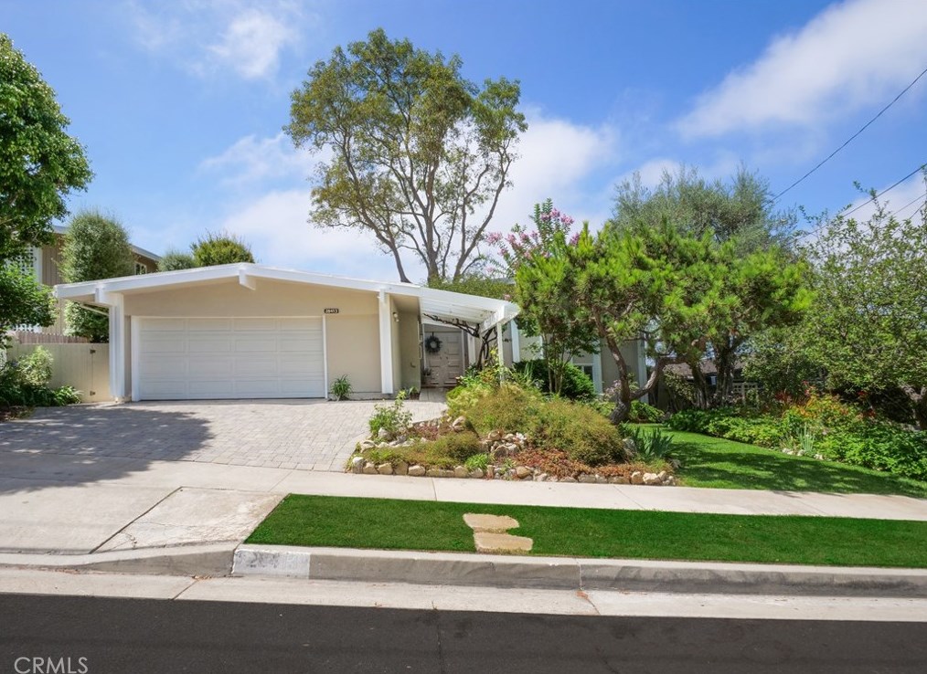 28413 Hazelridge Dr, Palos Verdes Estates, CA 90275