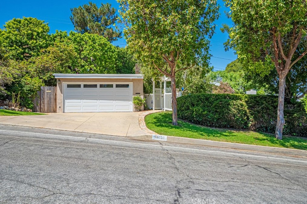2133 W General St, Palos Verdes Estates, CA 90275