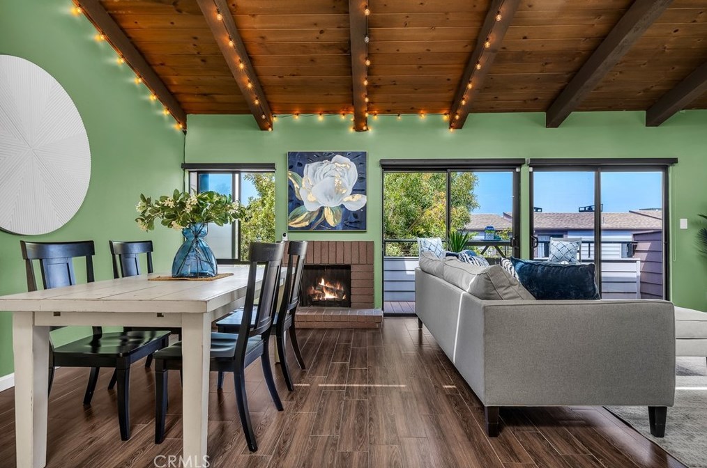 169 Calle Mayor, Redondo Beach CA  90277-6509 exterior