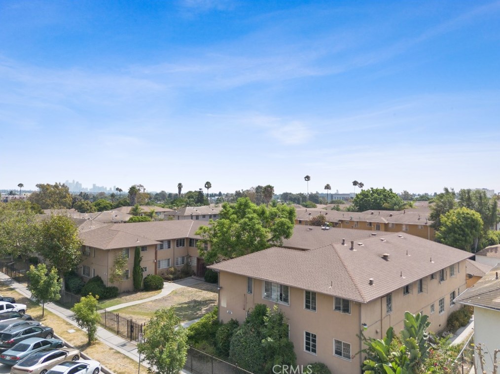 4018 Hillcrest Dr, Los Angeles, CA 90008-2924