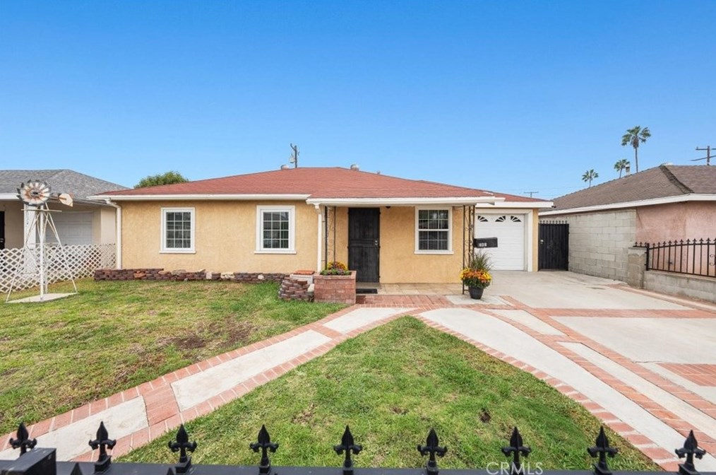 18318 Ambler Ave, Long Beach, CA 90746