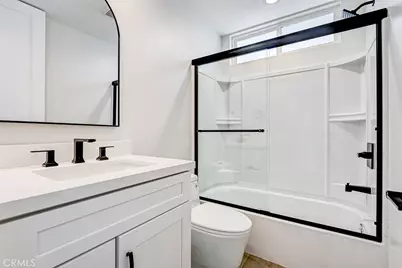 26016 Oak Street #E, Lomita, CA 90717 - Photo 4