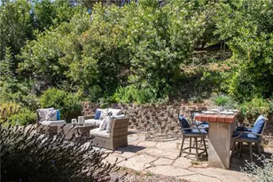 2 Chuckwagon Rd, Rolling Hills, CA 90274 - Photo 48