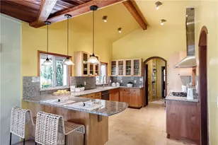 2 Chuckwagon Rd, Rolling Hills, CA 90274 - Photo 28