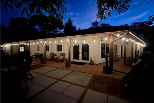 2 Chuckwagon Rd, Rolling Hills, CA 90274 - Photo 10