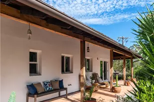 2 Chuckwagon Rd, Rolling Hills, CA 90274 - Photo 44