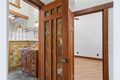 3950 De Longpre Avenue, Los Angeles, CA 90027 - Photo 24