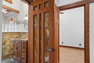 3950 De Longpre Ave, Los Angeles, CA 90027 - Photo 24