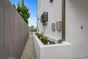 4453 Colfax Ave, Studio City, CA 91602 - Photo 42