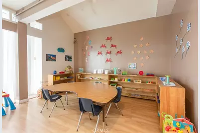 757 Pier Avenue, Santa Monica, CA 90405 - Photo 14