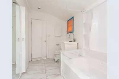 757 Pier Avenue, Santa Monica, CA 90405 - Photo 34