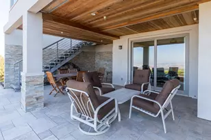 43 Avenida Corona, Rancho Palos Verdes, CA 90275 - Photo 54