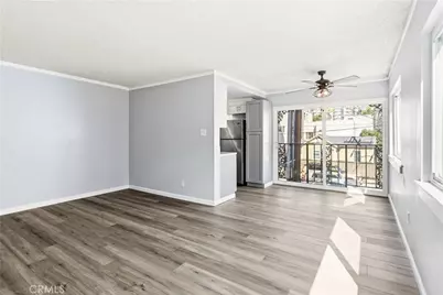 615 E Broadway #204, Long Beach, CA 90802 - Photo 2