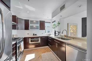 245 Main St, Venice, CA 90291 - Photo 14