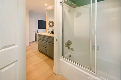 721 Esplanade #301, Redondo Beach, CA 90277 - Photo 12