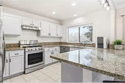 25507 Bayside Place, Harbor City, CA 90710 - Photo 10