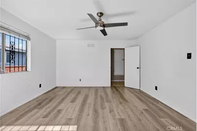 1139 E 82nd, Los Angeles, CA 90001 - Photo 12