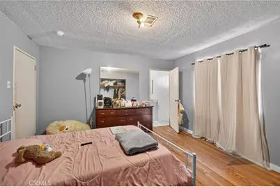 1139 E 82nd, Los Angeles, CA 90001 - Photo 22