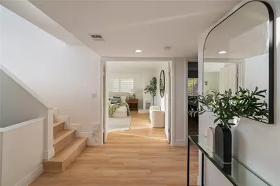 2019 Sunset Plaza Drive, Los Angeles, CA 90069 - Photo 22